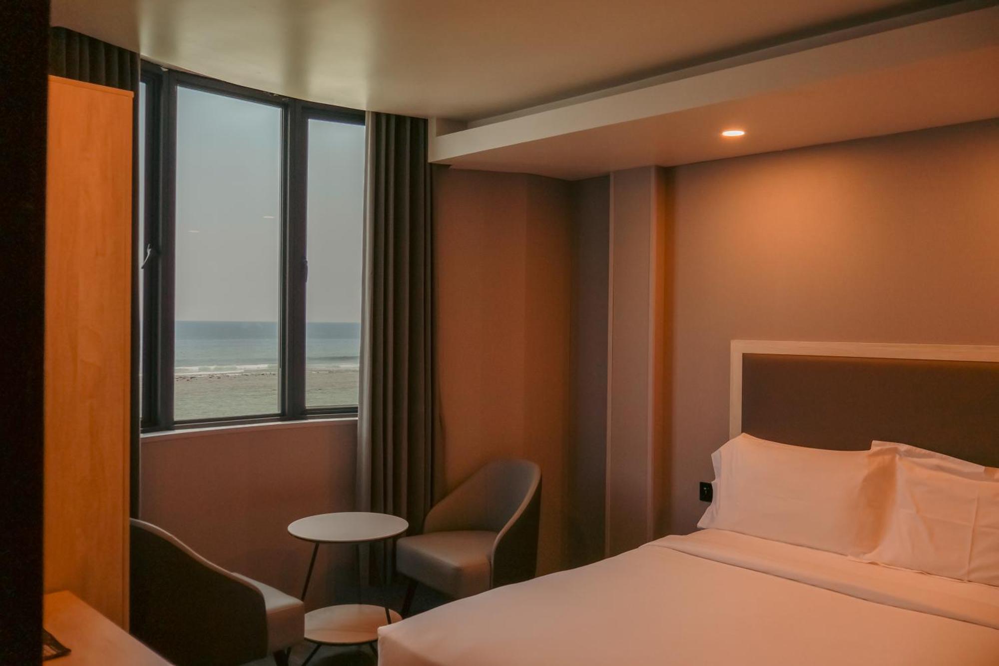 מאלה Starry Beach Inn מראה חיצוני תמונה